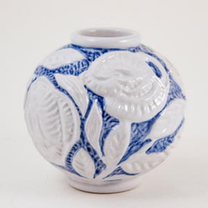 michael andersen & son blue and white floral ball vase1930-1950